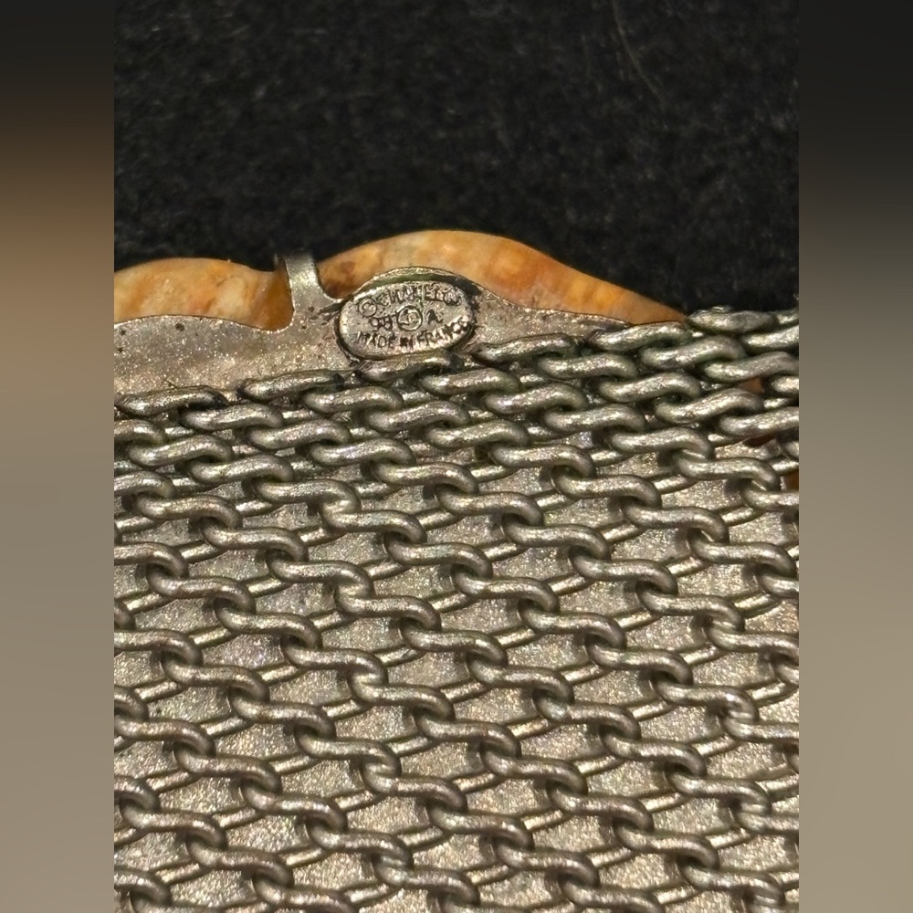 ***SOLD*** Chanel Mother Of Pearl Camellia Choker Necklace- Fall 1998 - Picture 4 of 11